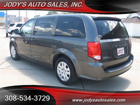 Used 2017 Dodge Grand Caravan SE w/ Power Window Group FWD image 29