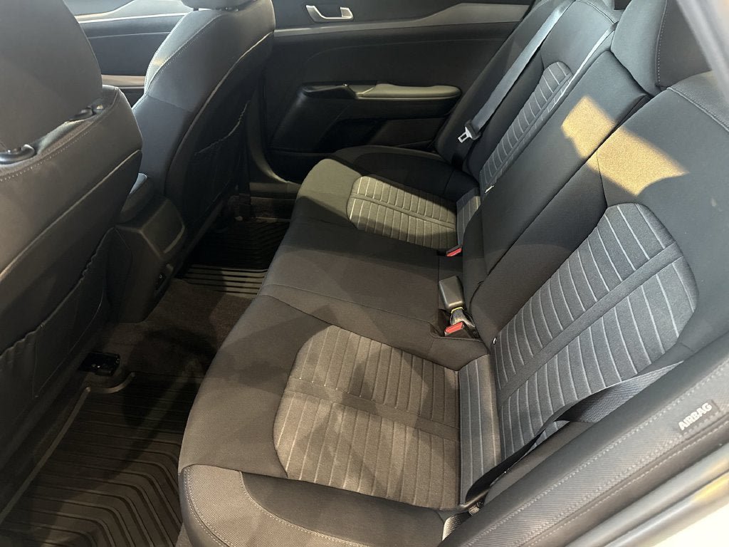 New 2026 Kia K5 LXS FWD image 25