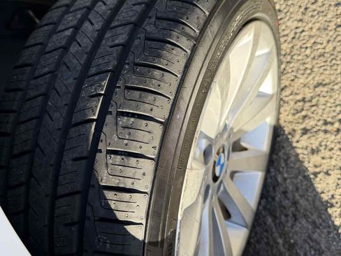 Used 2011 BMW 328i Sedan RWD image 9