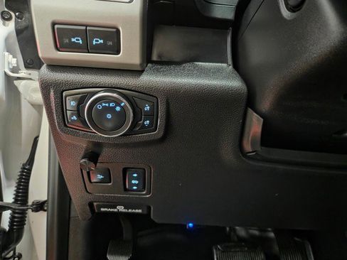 Used 2017 Ford F350 Lariat w/ Lariat Ultimate Package image 41