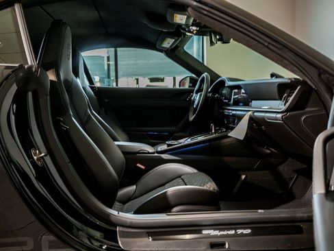 Used 2026 Porsche 911 Carrera GTS image 28