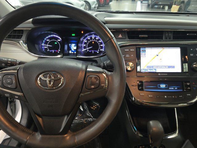 Used 2013 Toyota Avalon Limited FWD image 10