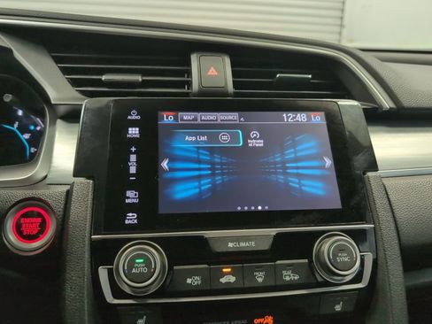 Used 2016 Honda Civic Touring image 12