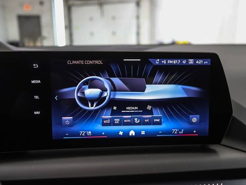 New 2026 BMW 228i xDrive w/ Technology Package AWD/4WD image 18