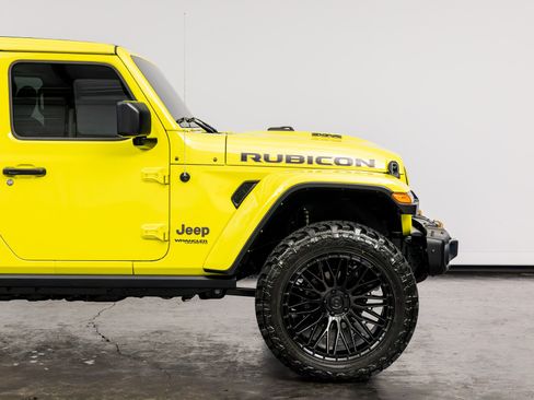 Used 2022 Jeep Wrangler Unlimited Rubicon w/ Trailer Tow Package AWD/4WD image 22