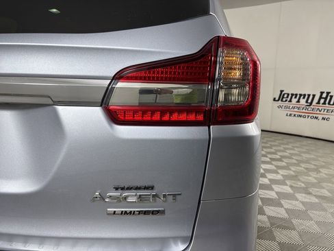 Used 2022 Subaru Ascent Limited w/ Technology Package image 40