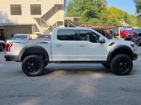 Used 2019 Ford F150 Raptor w/ Equipment Group 802A Luxury AWD/4WD image 8