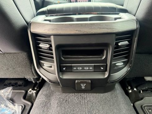 New 2026 RAM 3500 Limited AWD/4WD image 40