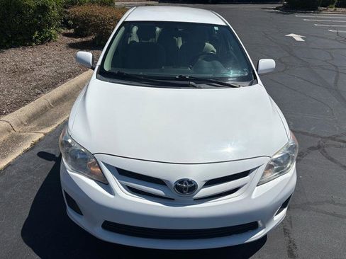 Used 2011 Toyota Corolla LE image 5