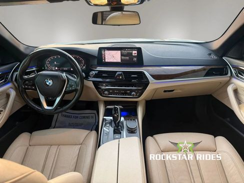 Used 2020 BMW 530i w/ M Sport Package RWD image 12