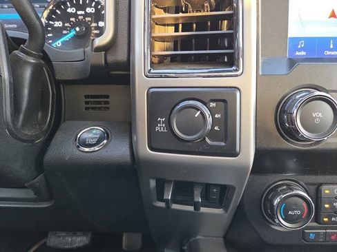 Used 2021 Ford F250 Lariat image 19