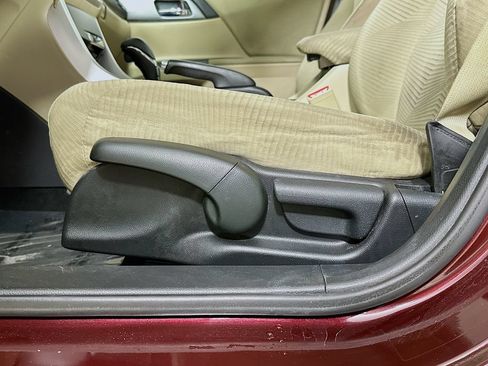 Used 2015 Honda Accord LX image 22
