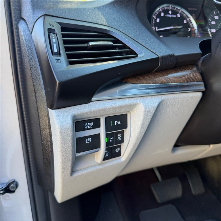 Used 2019 Acura MDX w/ Advance Package AWD/4WD image 9