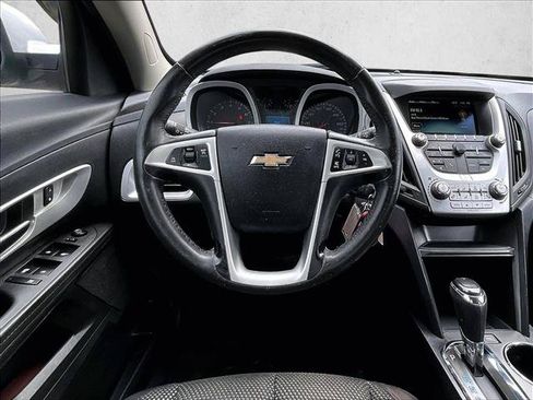 Used 2017 Chevrolet Equinox LT w/ Convenience Package FWD image 7