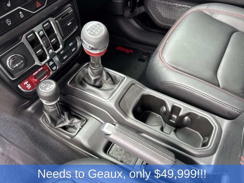 Used 2024 Jeep Wrangler Unlimited Rubicon AWD/4WD image 48