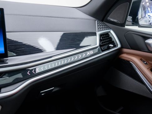 Certified 2024 BMW X5 xDrive40i w/ M Sport Package image 30