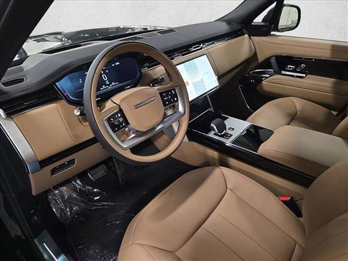 New 2026 Land Rover Range Rover SE image 18