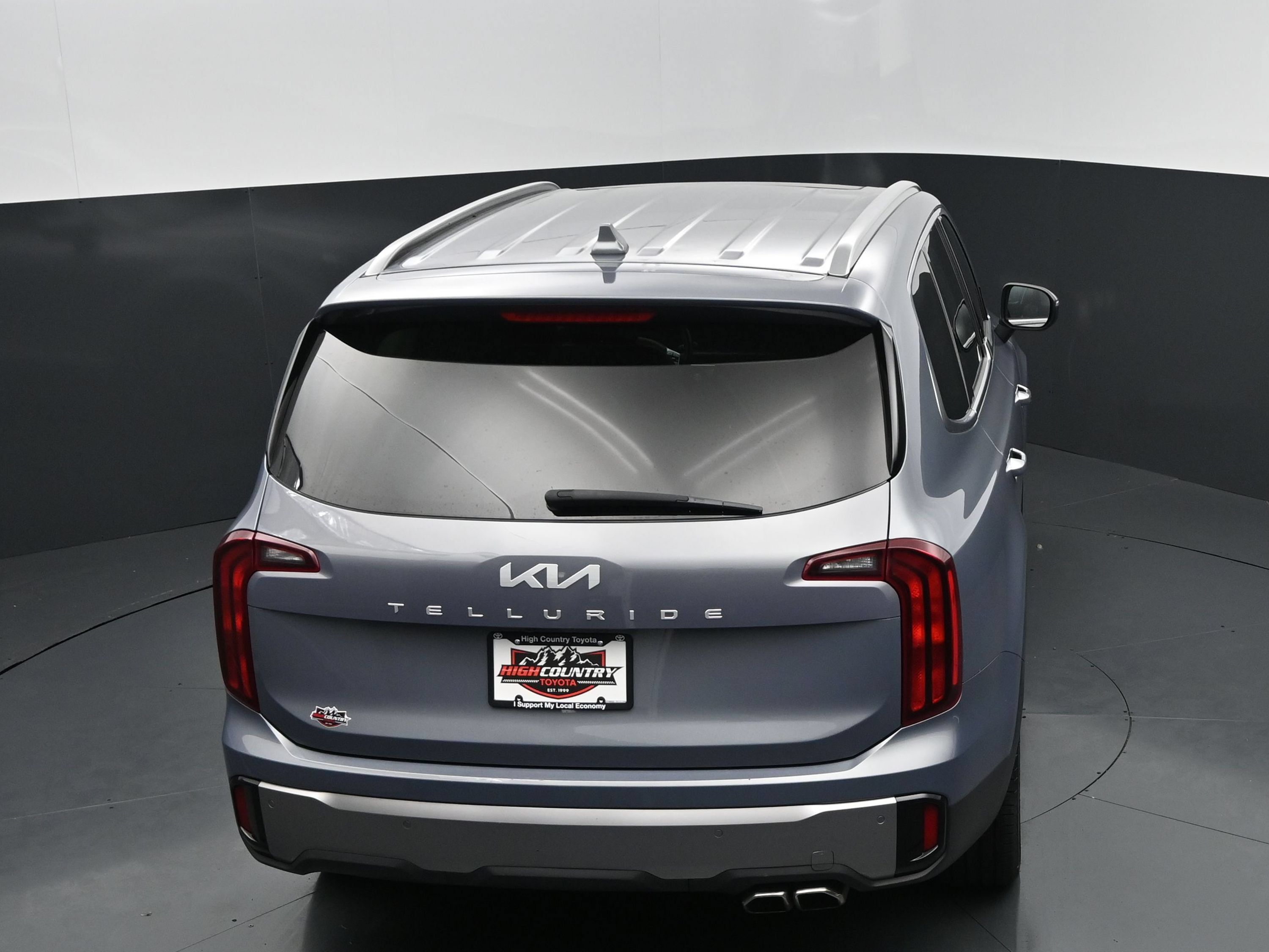 Used 2025 Kia Telluride S FWD image 32