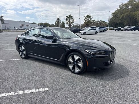 Certified 2023 BMW i4 eDrive35 w/ Premium Package image 2