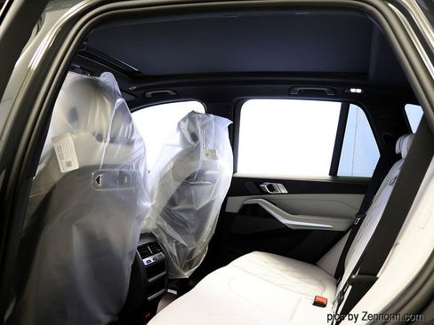 New 2026 BMW X5 xDrive50e w/ M Sport Package image 13