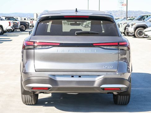 New 2026 INFINITI QX60 Luxe image 7