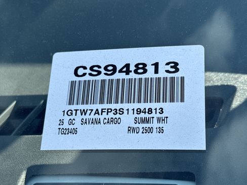 New 2025 GMC Savana 2500 w/ Driver Convenience Package image 37