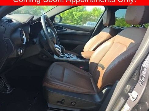 Used 2024 Alfa Romeo Stelvio Ti AWD/4WD image 3