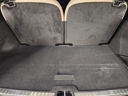 New 2026 Volvo XC90 B6 Ultra w/ Protection Package image 32