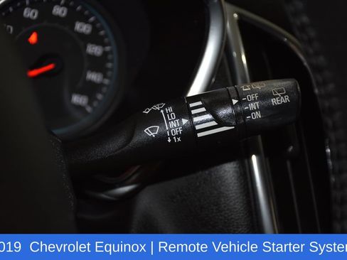 Used 2019 Chevrolet Equinox LT w/ Driver Convenience Package FWD image 12