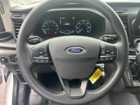 Used 2025 Ford Transit 250 Low Roof w/ Exterior Upgrade Package RWD image 17