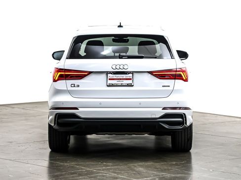 Used 2025 Audi Q3 2.0T Premium Plus w/ Premium Plus Package image 5