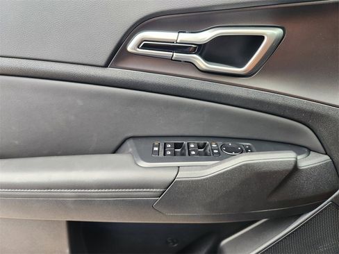 New 2026 Kia Sportage EX image 28