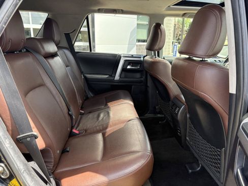 Used 2014 Toyota 4Runner Limited AWD/4WD image 23