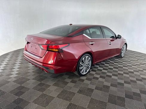 Certified 2023 Nissan Altima 2.5 SL FWD image 5