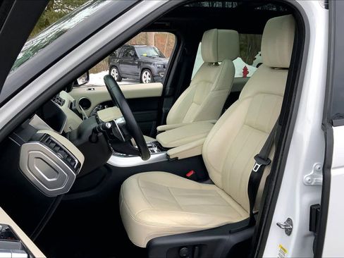 Used 2022 Land Rover Range Rover Sport HSE Silver Edition image 9