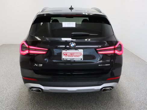 Used 2024 BMW X3 sDrive30i w/ Premium Package image 8