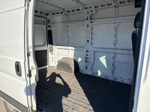 Used 2023 RAM ProMaster 2500 image 11