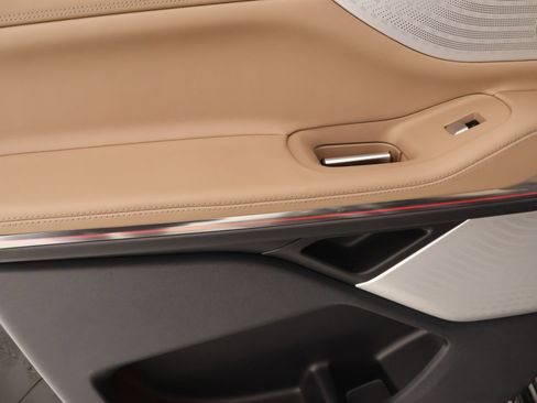 New 2026 Lincoln Navigator L Black Label AWD/4WD image 18