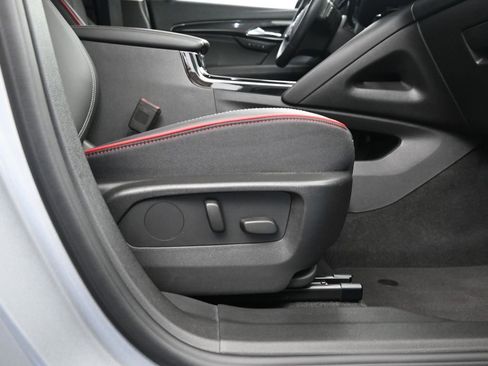 Used 2023 Buick Envision Essence w/ Sport Touring Package image 15