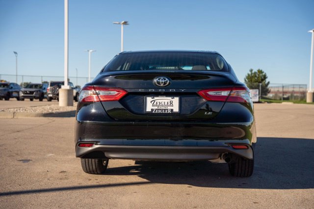 Used 2018 Toyota Camry LE FWD image 6