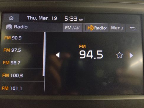 Used 2025 Kia Soul LX w/ LX Technology Package image 25