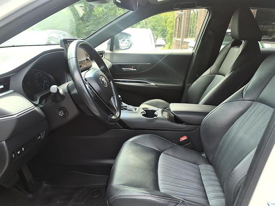 Used 2021 Toyota Venza XLE w/ Carpet Mat Package (TMS) AWD/4WD image 18