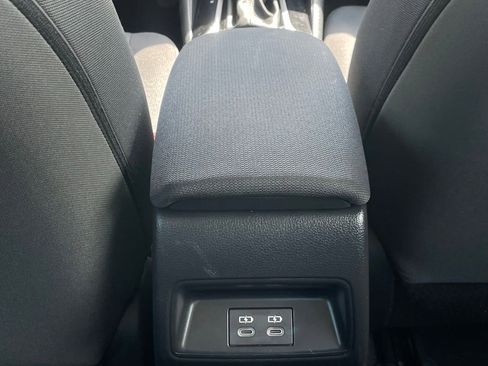 Used 2024 Toyota Corolla LE FWD image 19