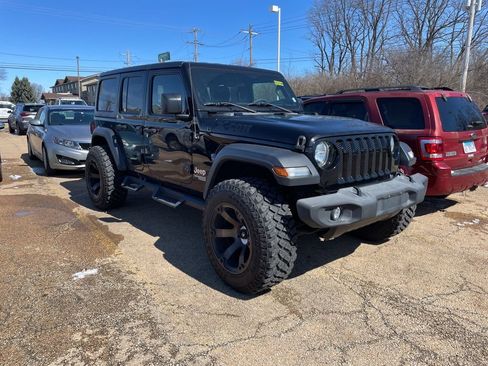 Used 2018 Jeep Wrangler Unlimited Sport S image 1