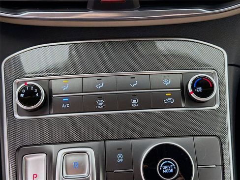 Used 2023 Hyundai Santa Fe SE FWD image 16