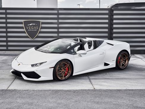 Used 2017 Lamborghini Huracan LP 610-4 AWD/4WD image 5