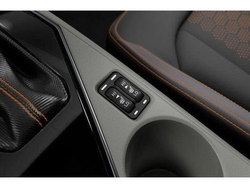 New 2025 Subaru Crosstrek 2.5i Limited w/ Popular Package #4A image 64