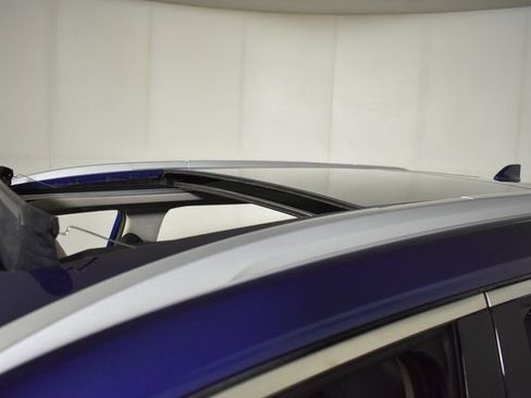 Used 2021 Nissan Rogue SV w/ Premium Package image 41