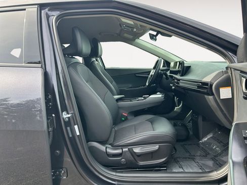 Used 2025 Kia EV6 Light AWD/4WD image 10