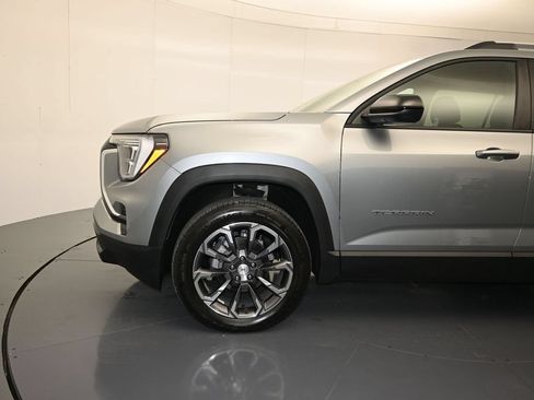 Certified 2026 GMC Terrain Elevation w/ Elevation Premium Package FWD image 9